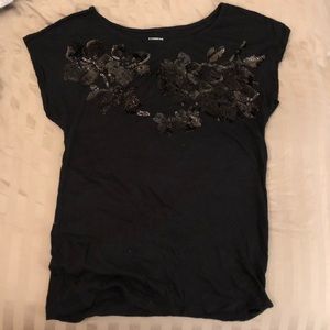 Black floral sequined tee